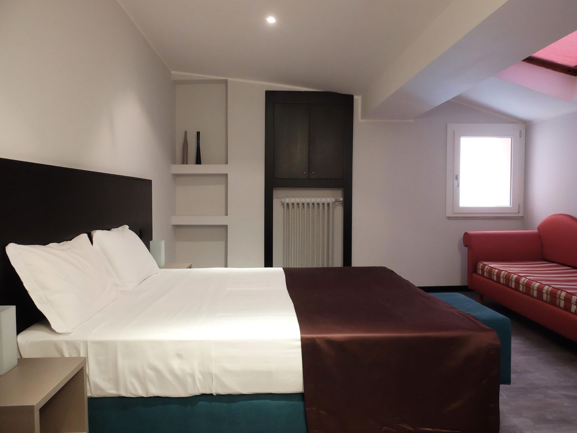 פררה Hotel Carlton מראה חיצוני תמונה