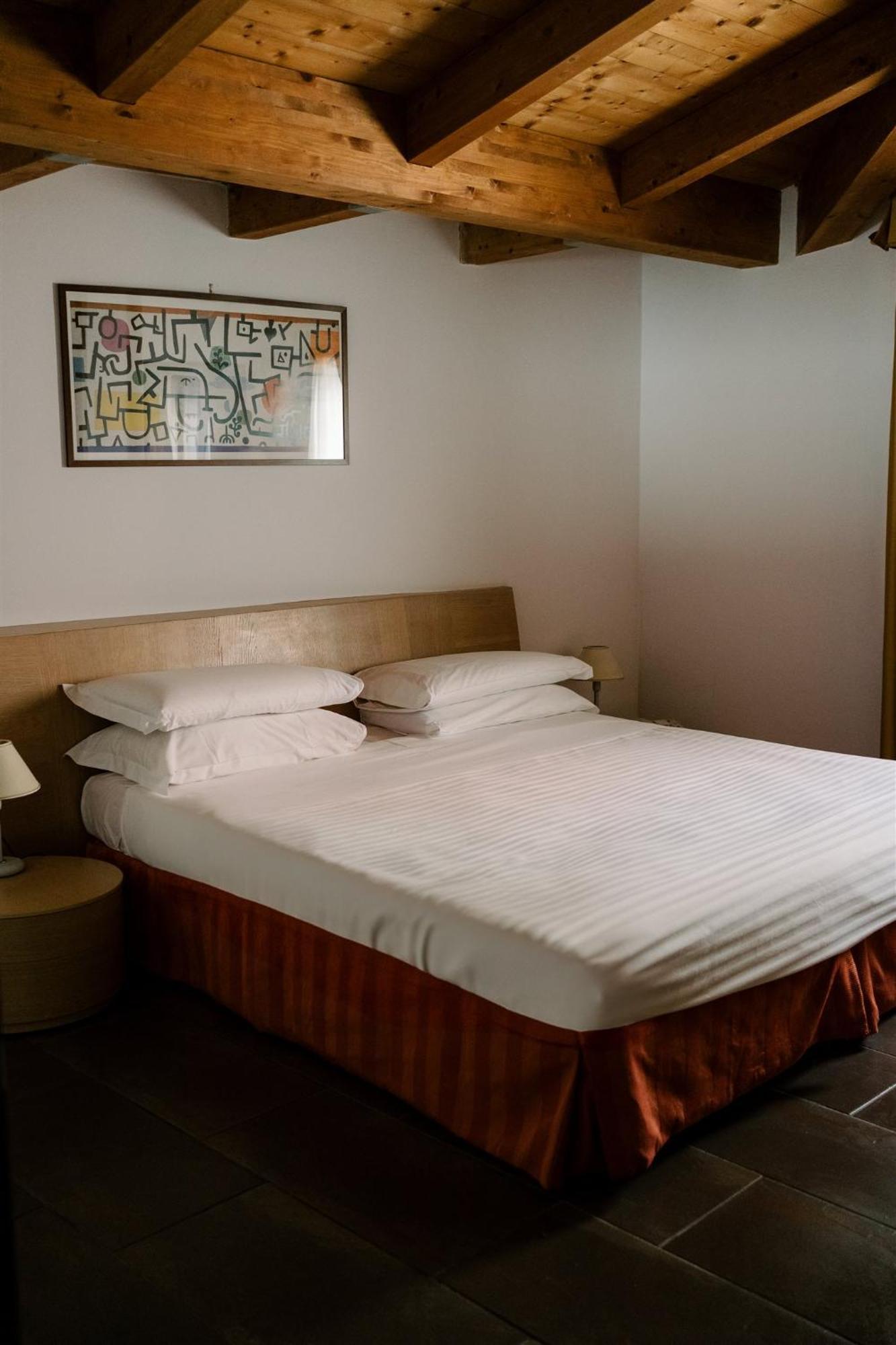 פררה Hotel Carlton מראה חיצוני תמונה