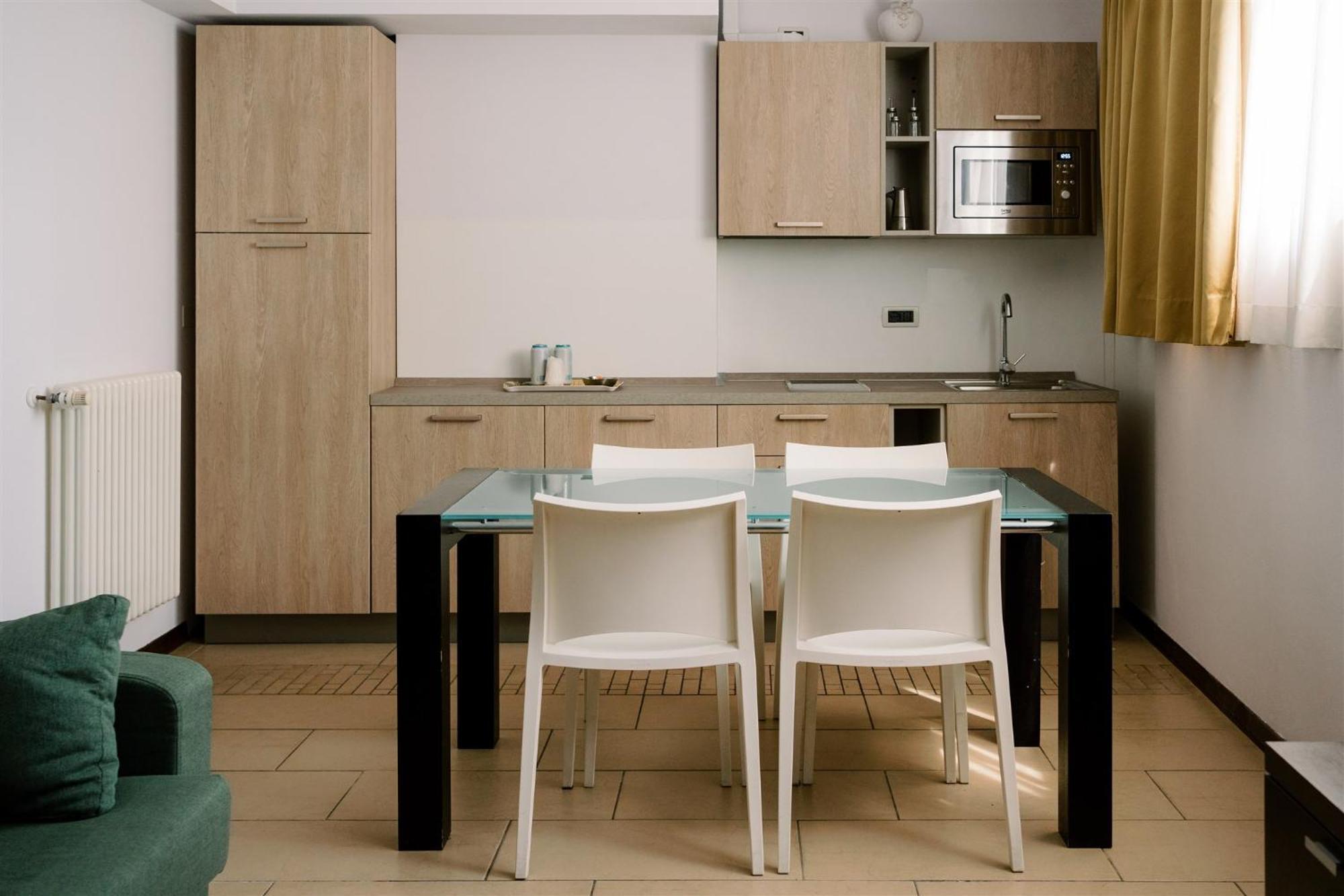 פררה Hotel Carlton מראה חיצוני תמונה