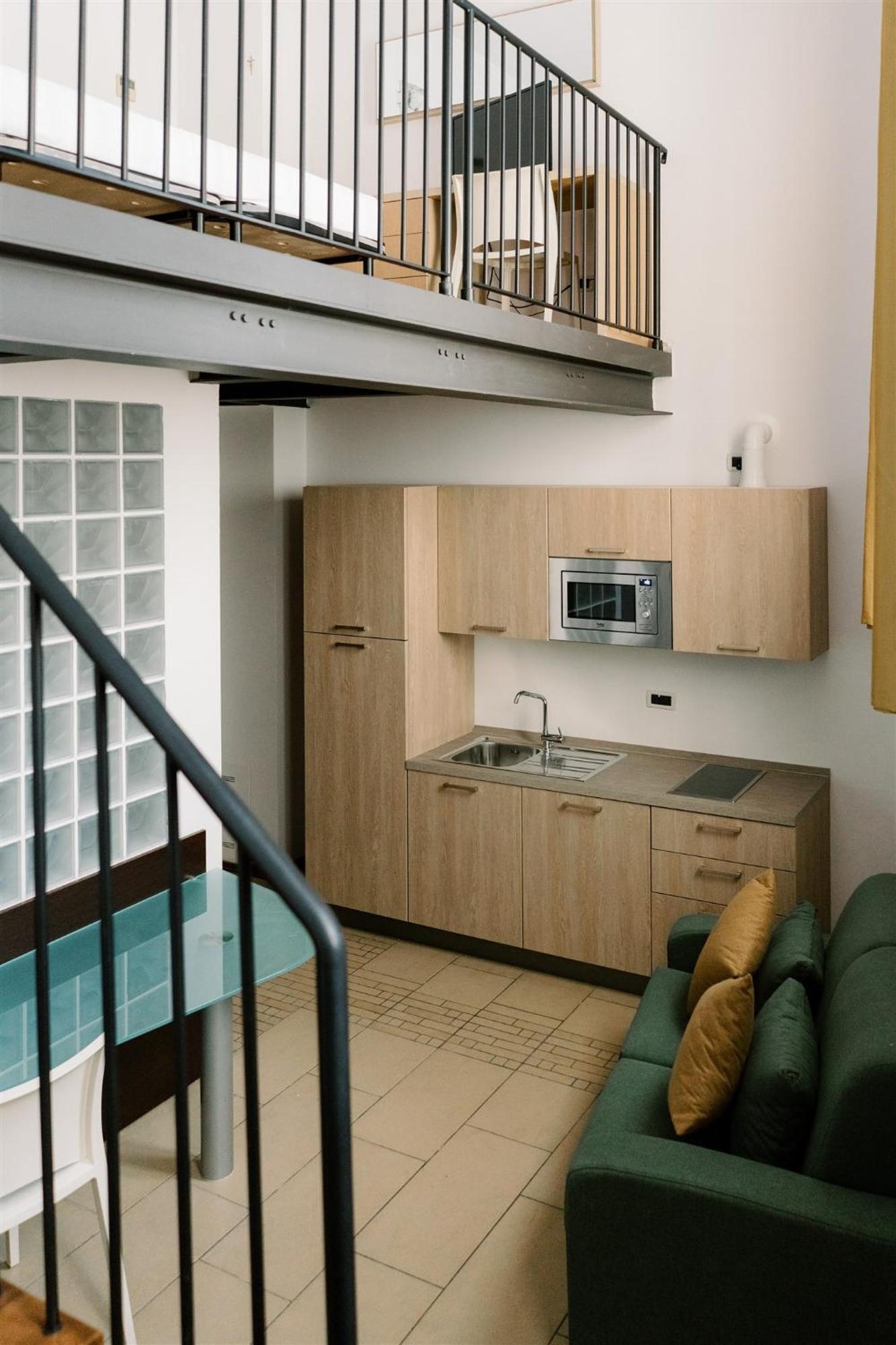 פררה Hotel Carlton מראה חיצוני תמונה